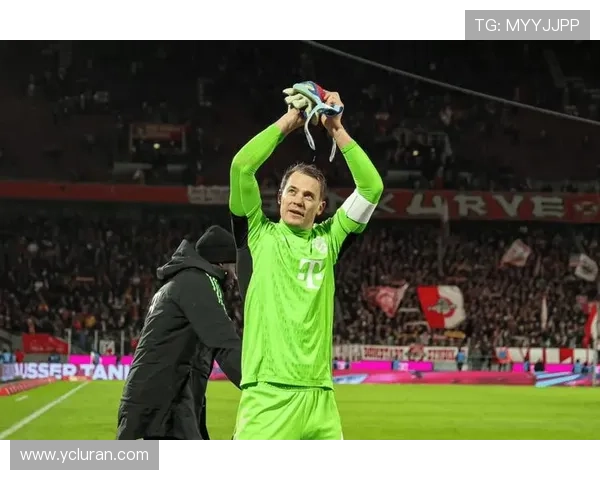 拉门斯坦言平凡崇拜诺伊尔门神